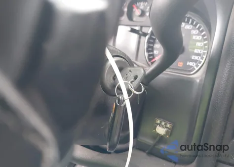 2018 Chevrolet Silverado 1500 Custom z USA, uszkodzony, nr VIN 3GCPCPEC1JG242276